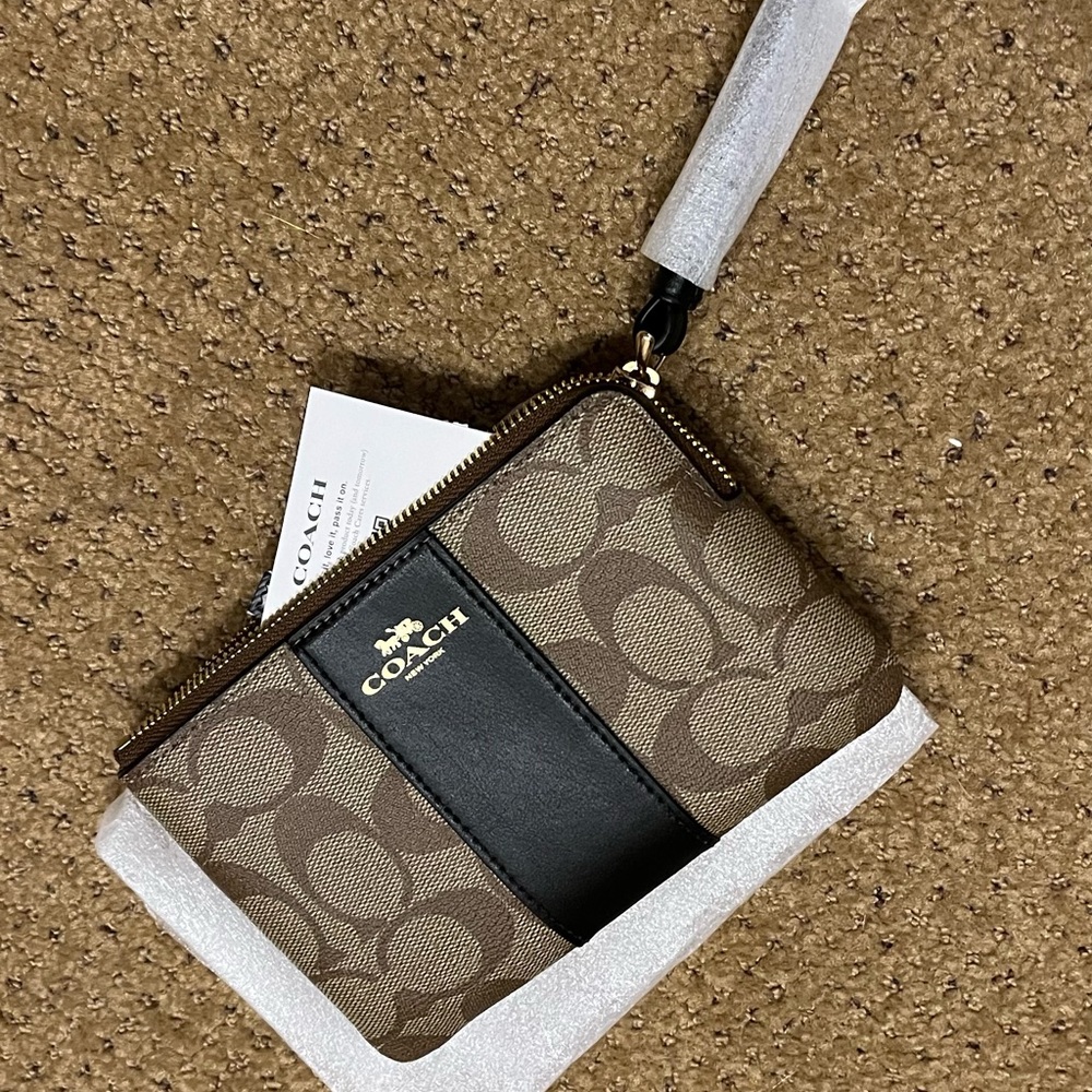Coach Signature Wristlet- NWT